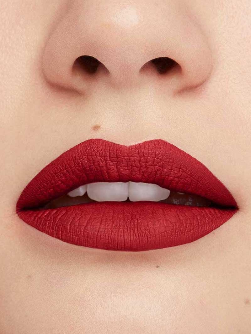 https://www.maybelline-me.com/-/media/project/loreal/brand-sites/mny/apac/mena/tips-and-trends/lip-makeup-tutorials/best-red-lipstick-shades/1_pioneer_lightskintone1_lipmacro_ssmatteink_portrait_800x1067.jpg?rev=42526db7b2b14a1a9c2efa680449c35f&sc_lang=en